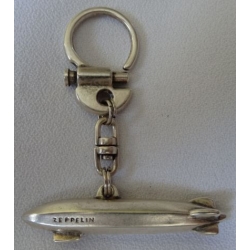 GRAF ZEPPELIN brelok 3D lotnictwo, zawieszka stare srebro (id: 177)