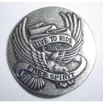 Emblemat LIVE TO RIDE...FREE SPIRIT stare srebro sakwy kufer rolka itp (id: 610)