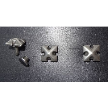 Ozdoba stare srebro 10mm x 10mm na nit (id: 1415)